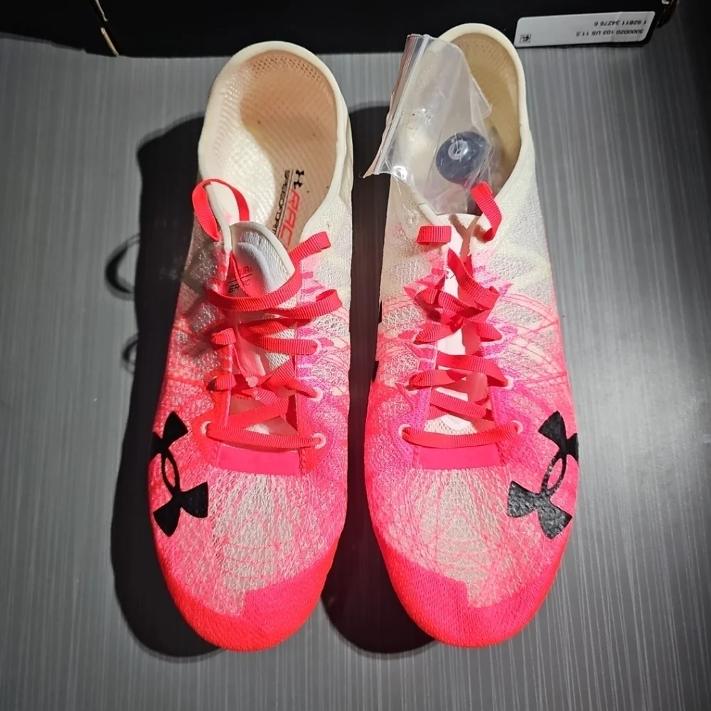 Under Armour UA SpeedForm Miler 2 Running Track Cleats Shoes Sz 11.5 3000020-103